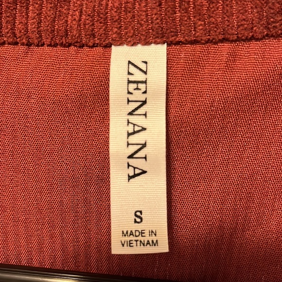 New release Fall ‘22 Zenana Rust colored Shacket - Picture 5 of 6